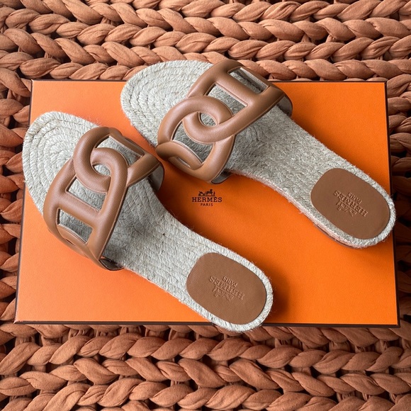 ‼️SALE‼️HERMES FAMOSA ESPADRILLE SANDALS - Picture 2 of 5